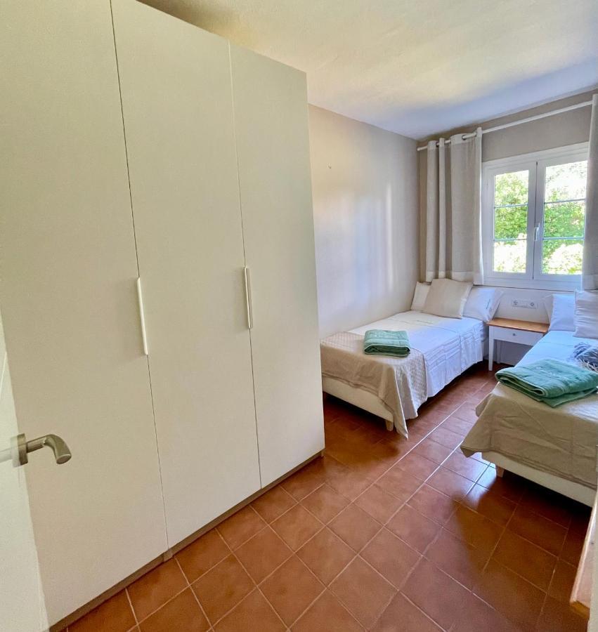 Bonito Apartamento Con Terraza, Jardin Y Piscina Cala'N Bosch  Exterior photo