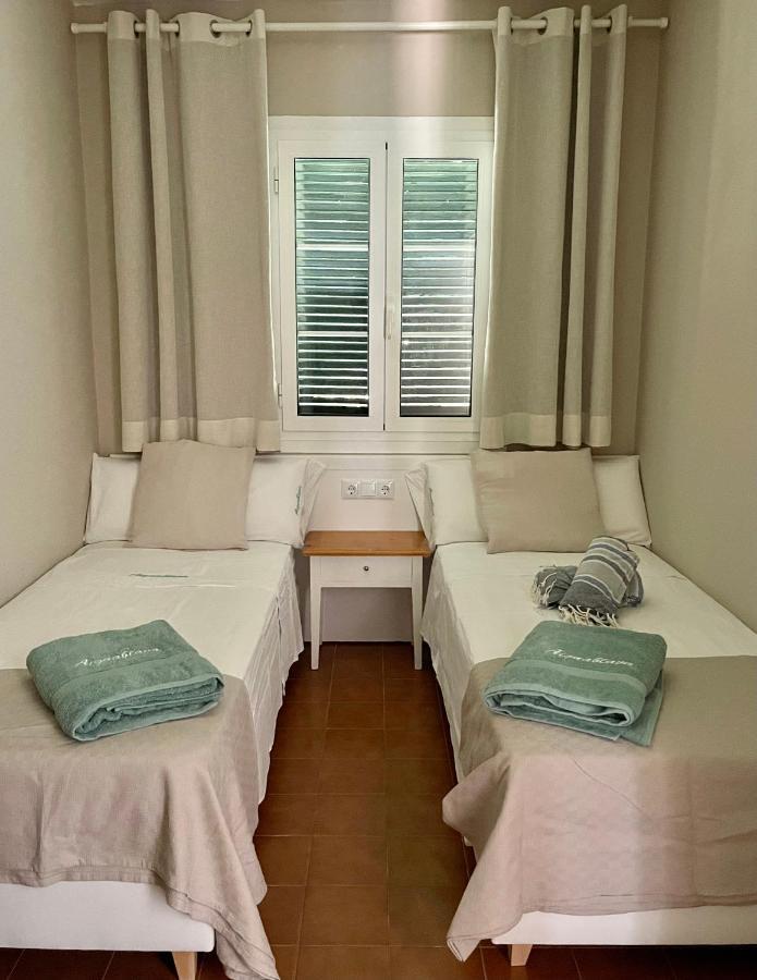 Bonito Apartamento Con Terraza, Jardin Y Piscina Cala'N Bosch  Exterior photo